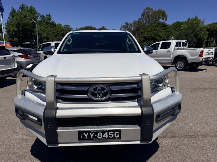 2016 Toyota Hilux SR5