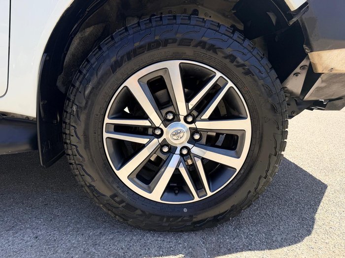 2016 Toyota Hilux SR5