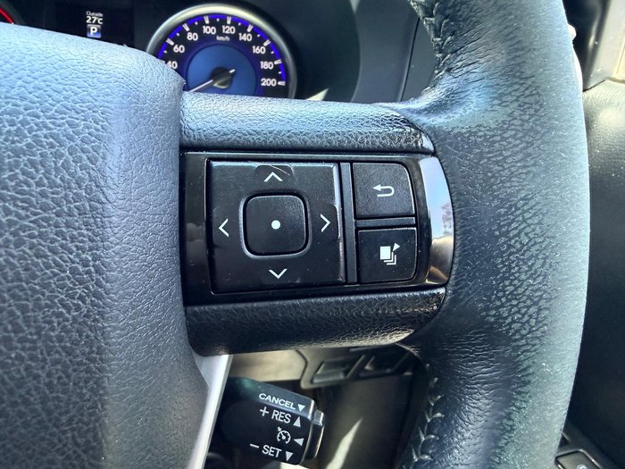 2016 Toyota Hilux SR5