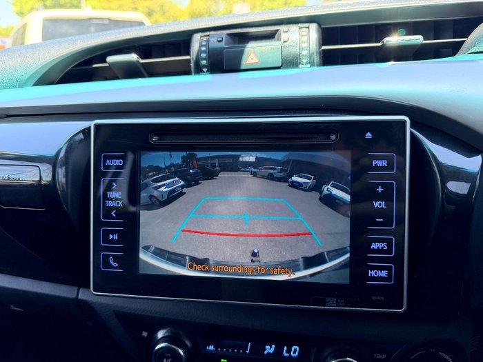 2016 Toyota Hilux SR5