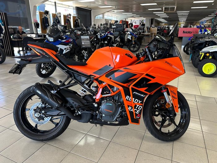 2022 KTM RC 390 RC Orange