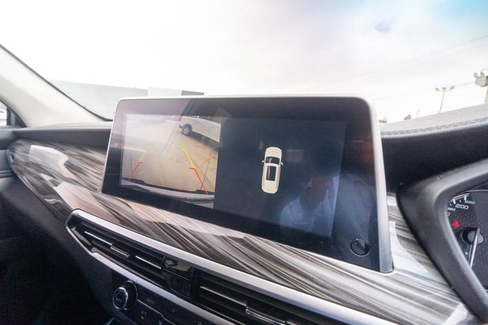 2021 LDV D90 Executive