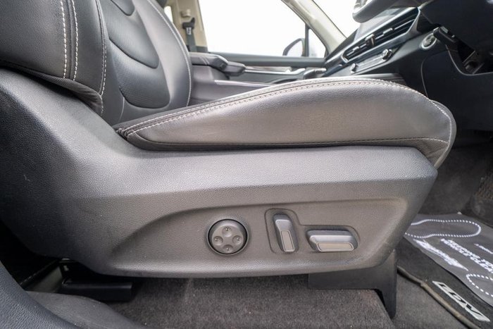 2021 LDV D90 Executive