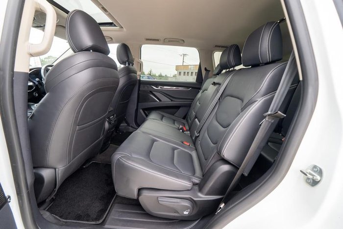 2021 LDV D90 Executive