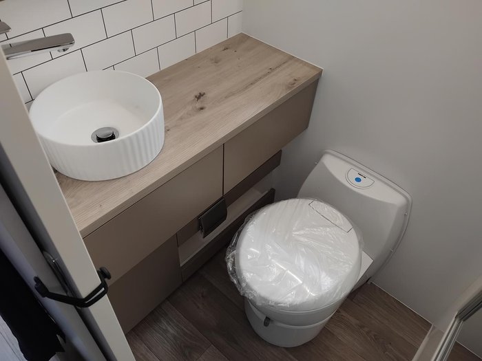 2026 New Age Caravans My26 Road Owl Family 19Ft Expedition Brand New Layout