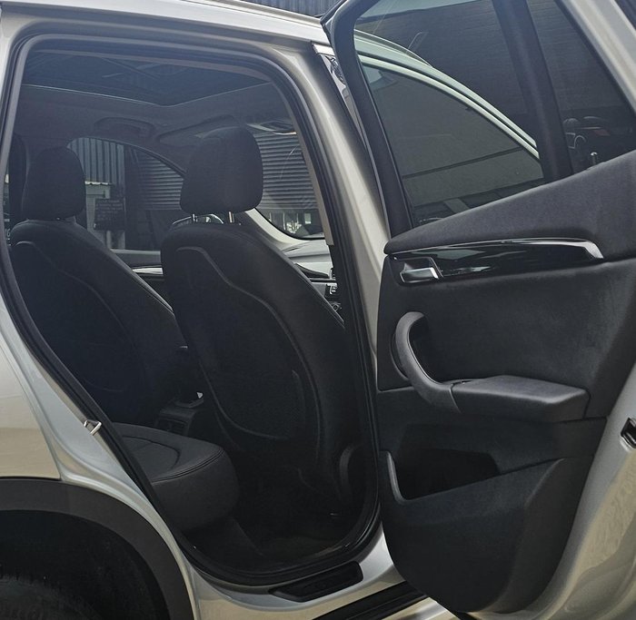 2016 BMW X1 sDrive18d F48 Glacier Silver