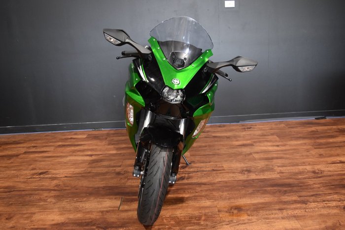 2025 Kawasaki NINJA H2 SX SE Green