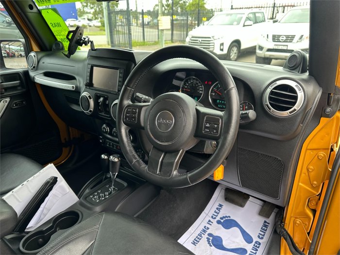 2014 JEEP WRANGLER UNLIMITED OVERLAND (4x4)