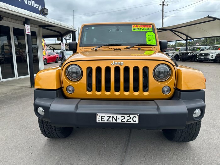 2014 JEEP WRANGLER UNLIMITED OVERLAND (4x4) JK MY13 Gold