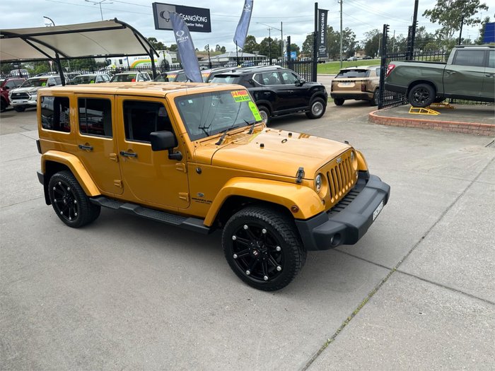 2014 JEEP WRANGLER UNLIMITED OVERLAND (4x4) JK MY13 Gold