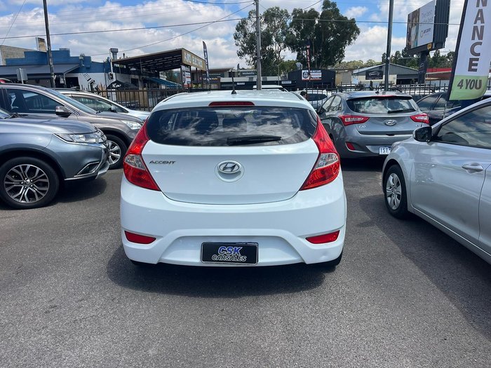 2015 Hyundai Accent Active