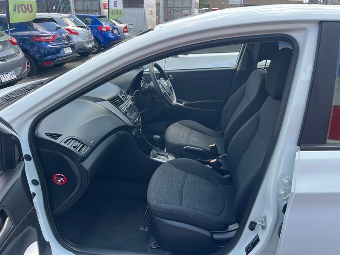 2015 Hyundai Accent Active