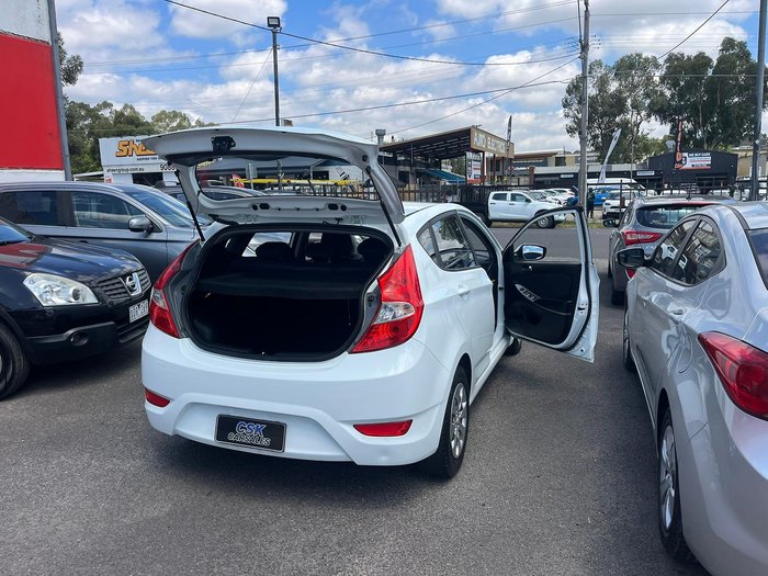 2015 Hyundai Accent Active