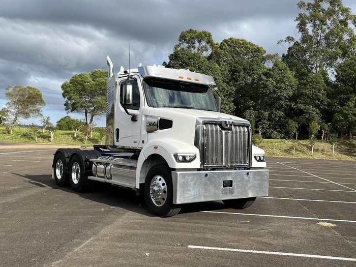2023 Western Star 48X
