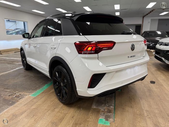 2025 Volkswagen T-Roc 140TSI R-Line