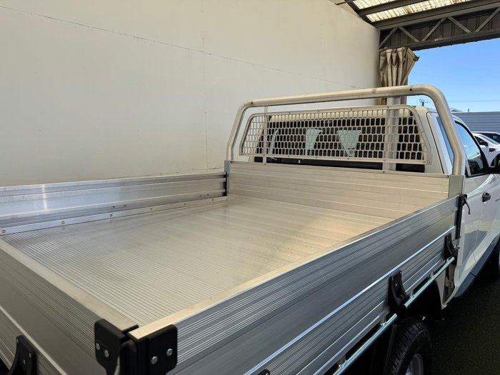 2025 Mitsubishi Triton GLX