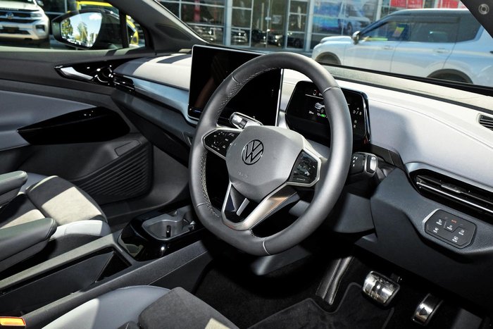 2025 Volkswagen ID.5 Pro