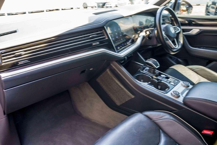 2023 Volkswagen Touareg 210TDI Elegance