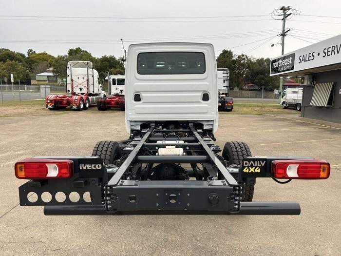 2023 Iveco Daily 70-180