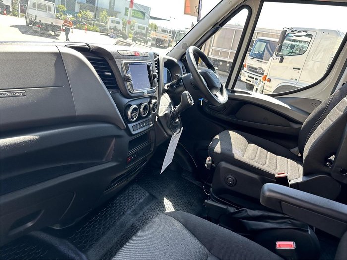 2023 Iveco Daily 70-180