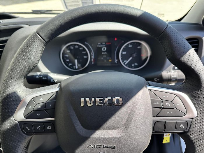 2023 Iveco Daily 70-180