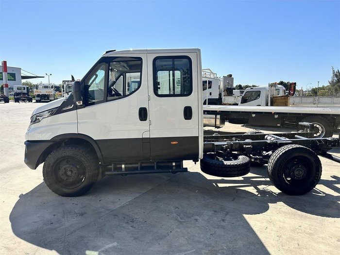 2023 Iveco Daily 70-180