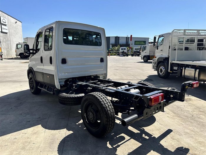 2023 Iveco Daily 70-180