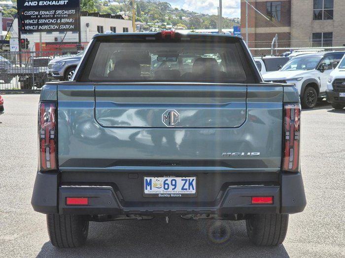 2025 MG MGU9 Explore Pro EKK1C MY25 4X4 Dual Range Highland Green