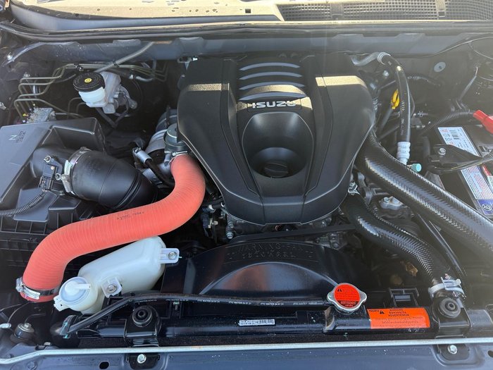 2021 Isuzu MU-X LS-U