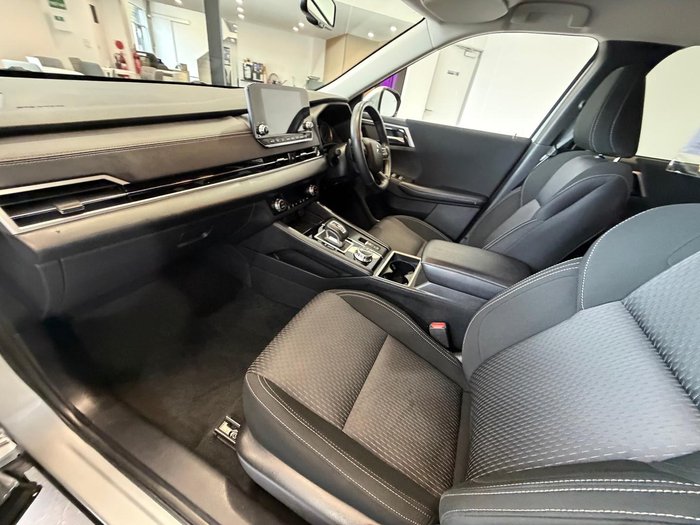 2024 Mitsubishi Outlander LS