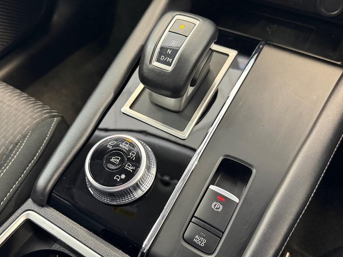 2024 Mitsubishi Outlander LS