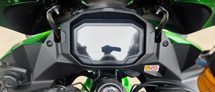2022 Kawasaki NINJA 1000SX GREEN
