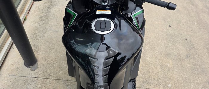 2022 Kawasaki NINJA 1000SX GREEN