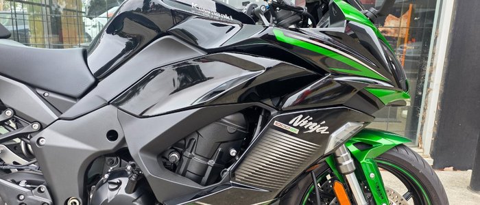 2022 Kawasaki NINJA 1000SX GREEN