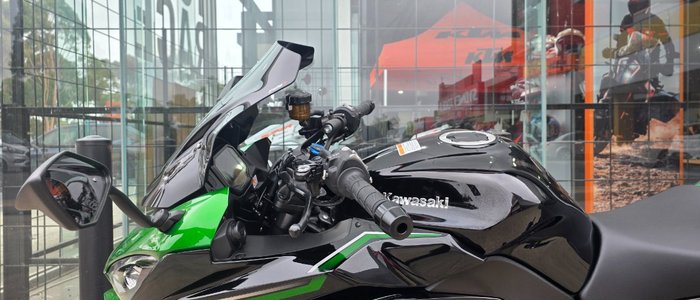 2022 Kawasaki NINJA 1000SX GREEN