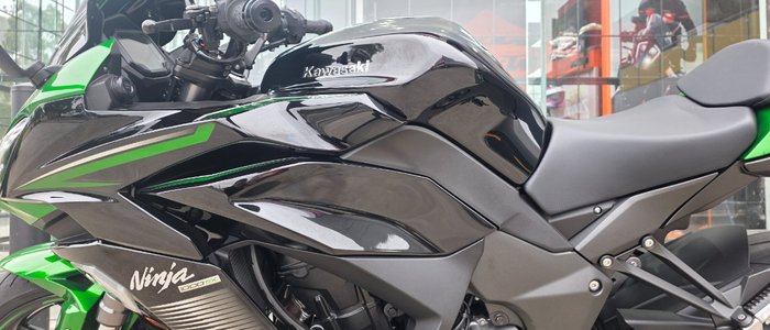 2022 Kawasaki NINJA 1000SX GREEN