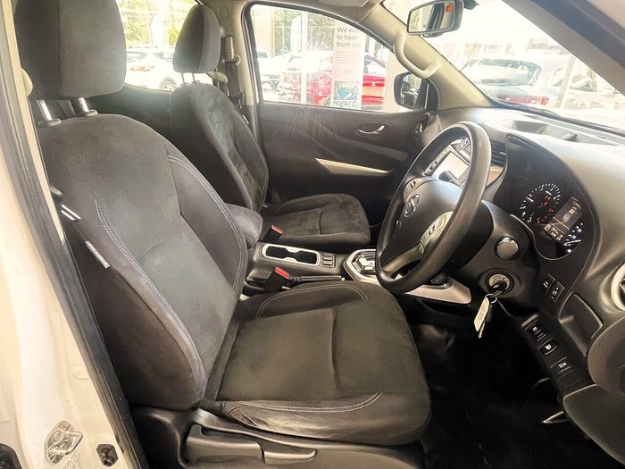 2020 Nissan Navara SL