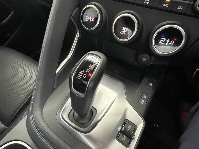 2020 Jaguar E-PACE D180 R-Dynamic SE