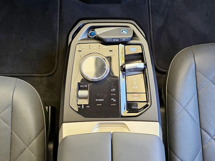 2023 BMW iX xDrive40 Sport I20 AWD Black Sapphire
