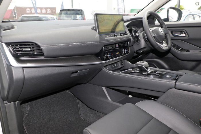 2025 Nissan X-TRAIL ST-L