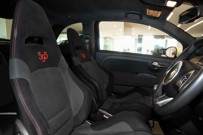 2014 Abarth 595 Competizione