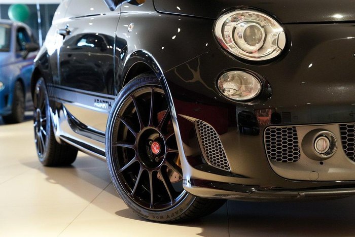 2014 Abarth 595 Competizione