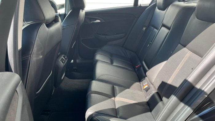 2016 Holden Special Vehicles Clubsport R8 SV Black