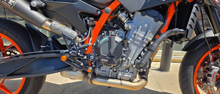 2023 Ktm 890 DUKE R ORANGE