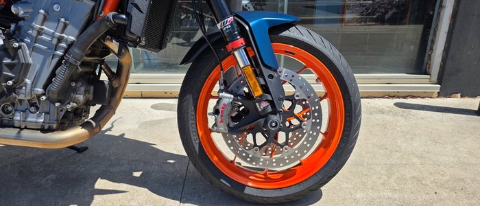 2023 Ktm 890 DUKE R ORANGE