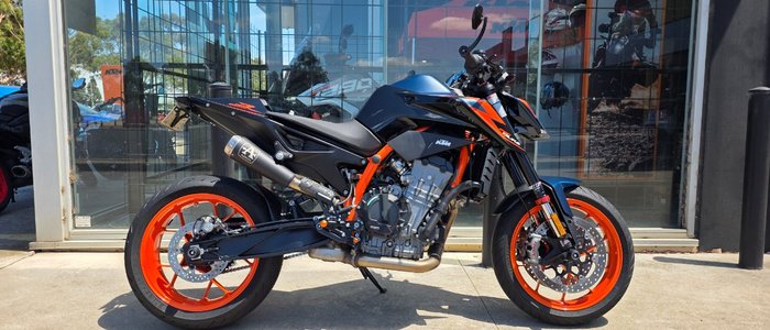 2023 Ktm 890 DUKE R ORANGE