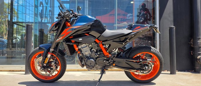 2023 Ktm 890 DUKE R ORANGE