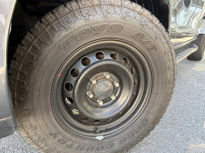 2020 Toyota Hilux SR