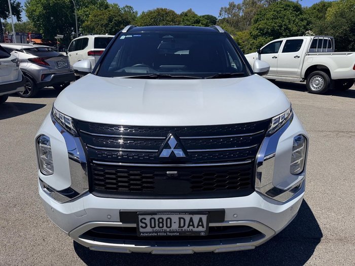 2023 Mitsubishi Outlander Exceed Tourer