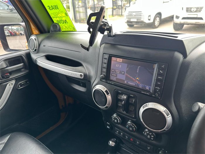 2013 Jeep Wrangler Unlimited Overland